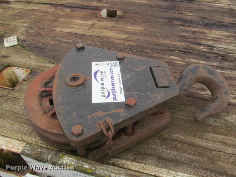 image for item K4786 Double sheave snatch block