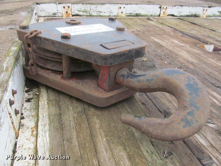 image for item K4786 Double sheave snatch block