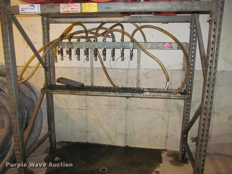 image for item K4792 Oil distributor stand