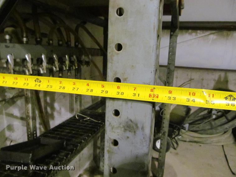 image for item K4792 Oil distributor stand