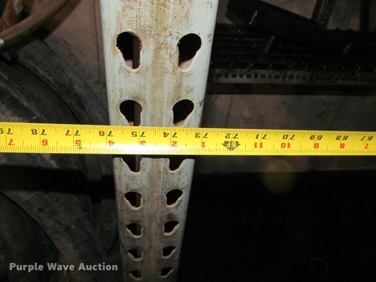 image for item K4792 Oil distributor stand