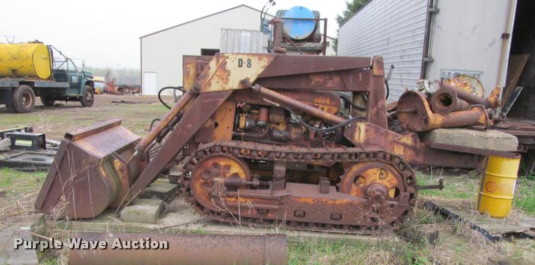 image for item K4796 Oliver OC3-68 track loader