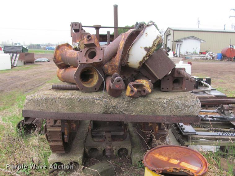 image for item K4796 Oliver OC3-68 track loader