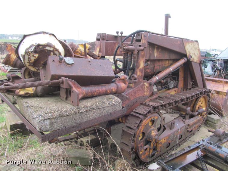 image for item K4796 Oliver OC3-68 track loader