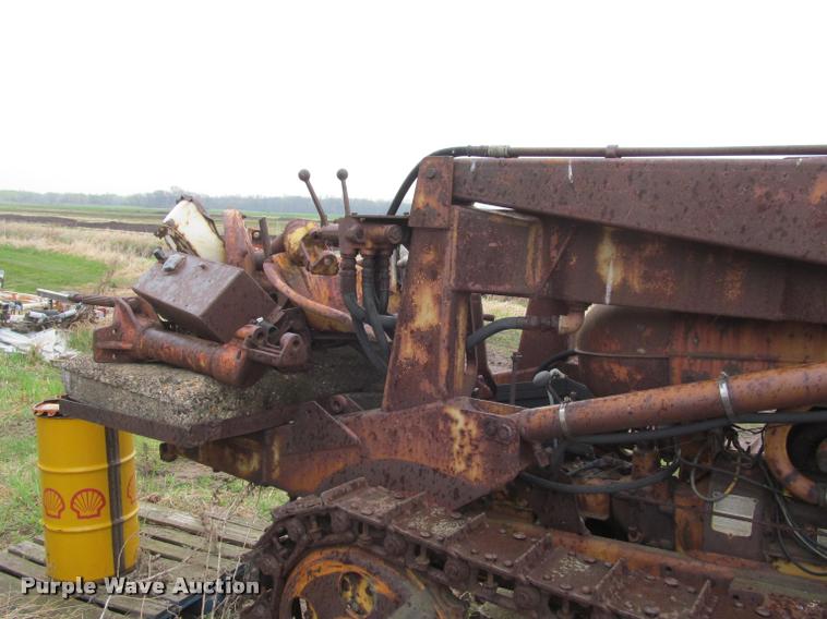 image for item K4796 Oliver OC3-68 track loader