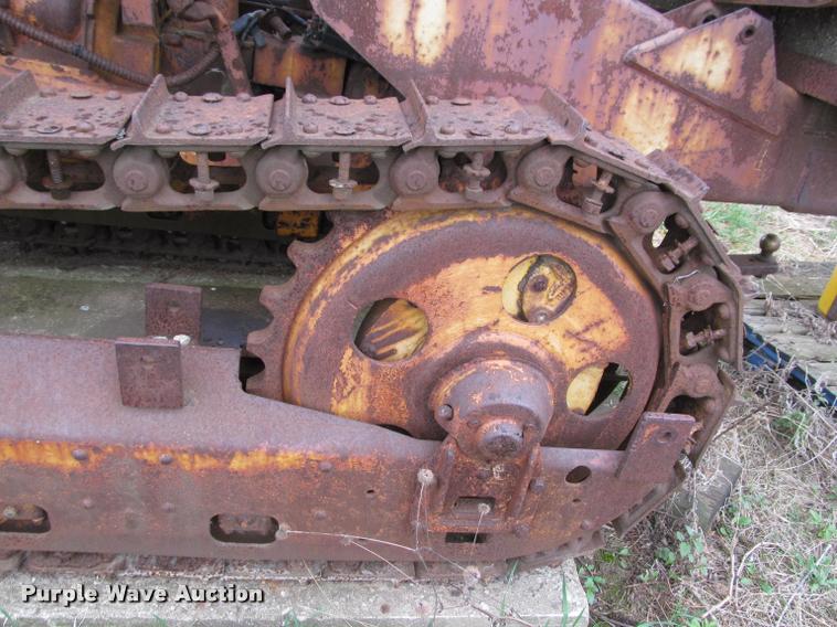 image for item K4796 Oliver OC3-68 track loader