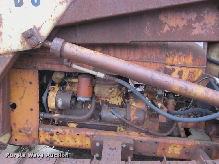 image for item K4796 Oliver OC3-68 track loader