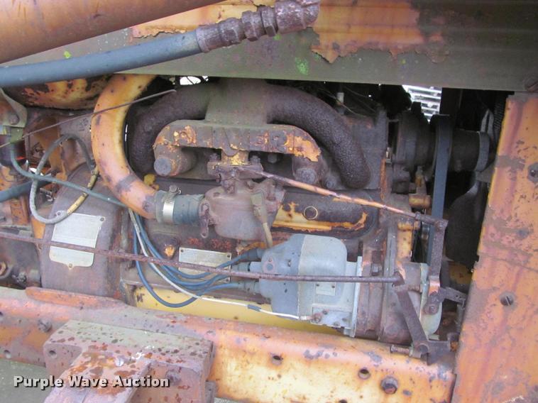 image for item K4796 Oliver OC3-68 track loader