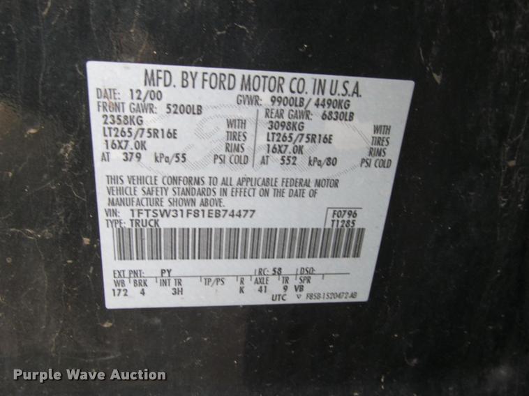 image for item K4797 2001 Ford F350 Super Duty Crew Cab pickup truck