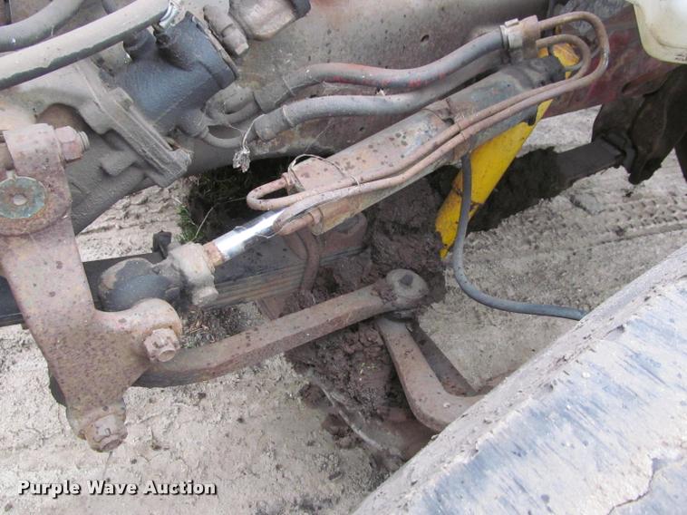 image for item K4798 1975 Chevrolet C65 flatbed truck