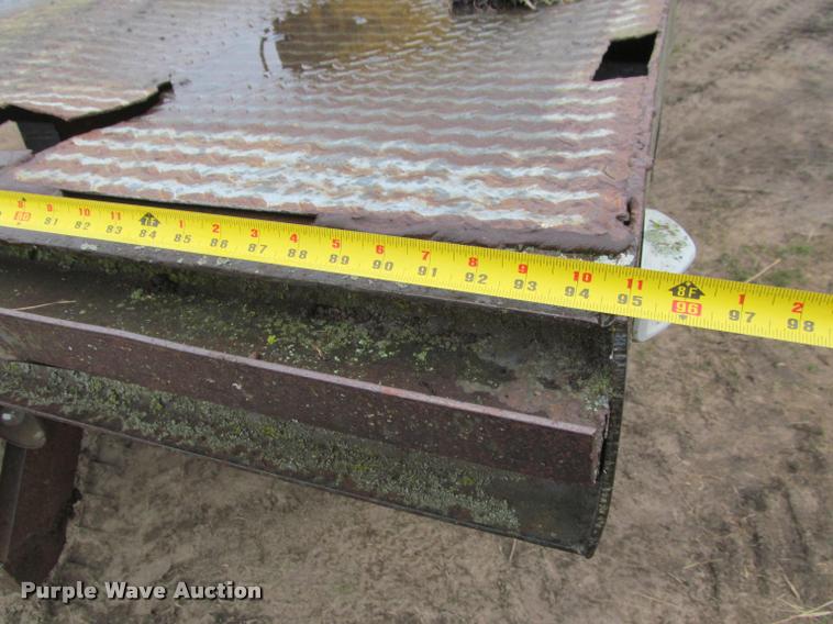 image for item K4798 1975 Chevrolet C65 flatbed truck