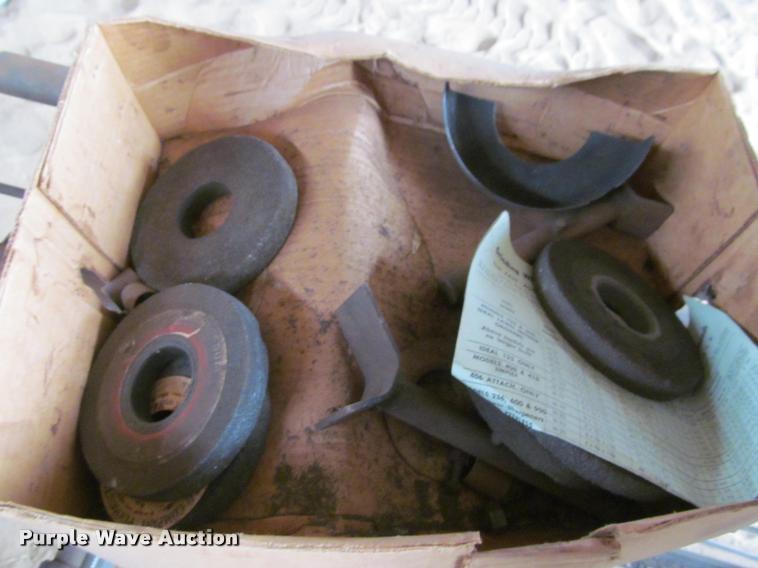 image for item K4800 Ideal lawn mower shapener