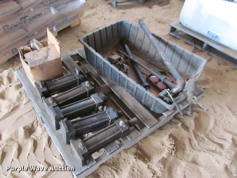 image for item K4833 Tools