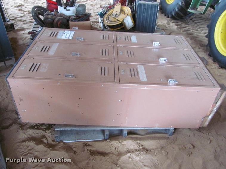 image for item K4834 Metal lockers