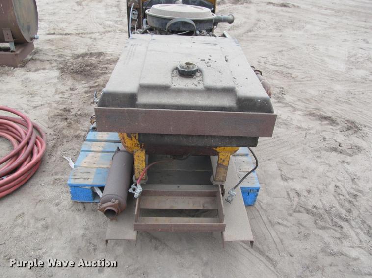 image for item K4840 Air compressor