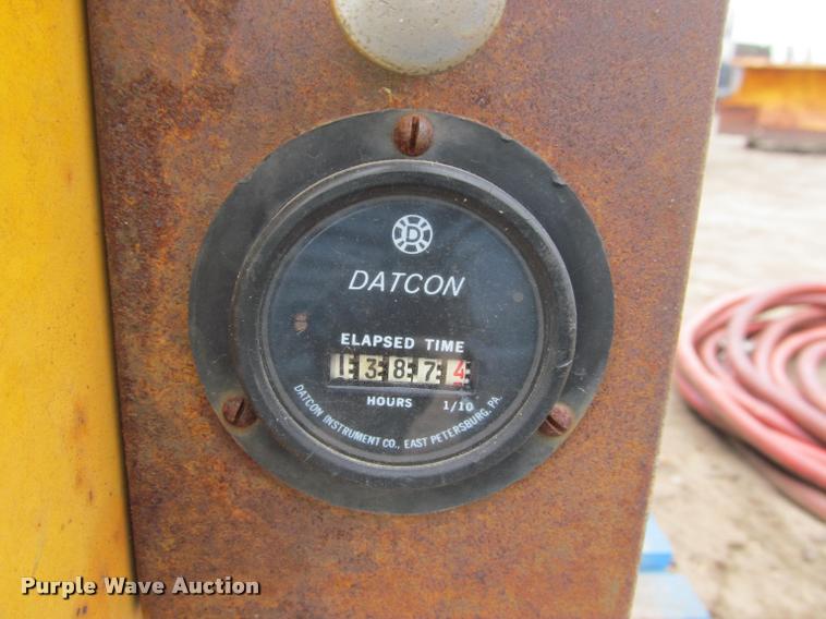 image for item K4840 Air compressor