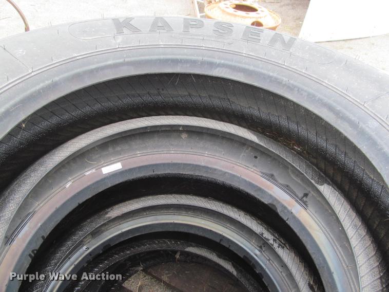 image for item K4846 (4) Kapsen HS205 285/75R24.5 tires