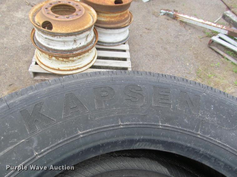 image for item K4846 (4) Kapsen HS205 285/75R24.5 tires