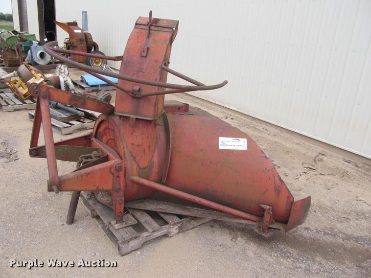 image for item K4857 ARPS snow blower