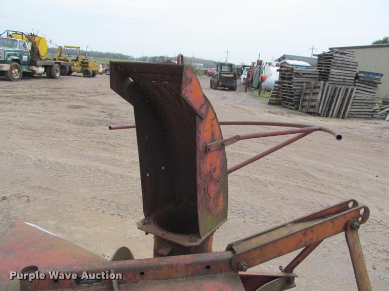 image for item K4857 ARPS snow blower