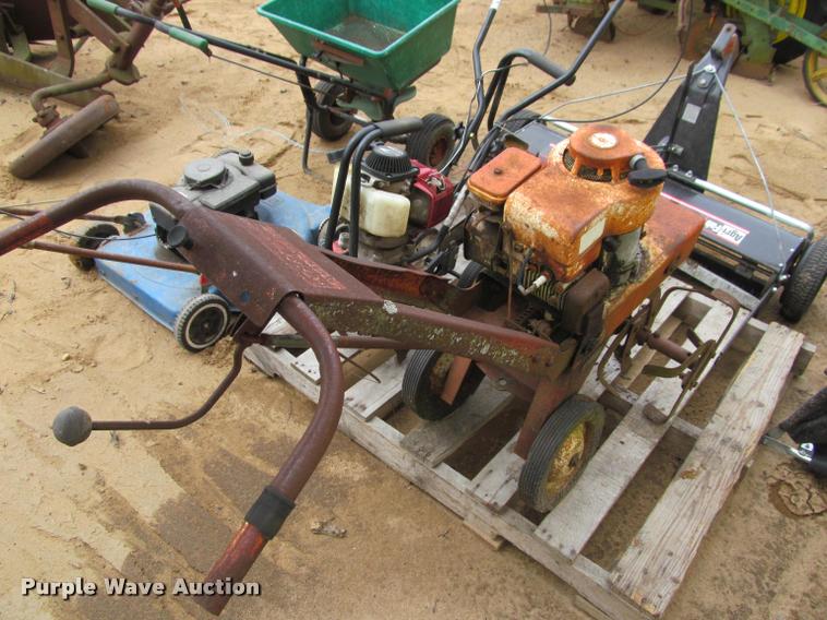 image for item K4862 Lawn and garden equipment