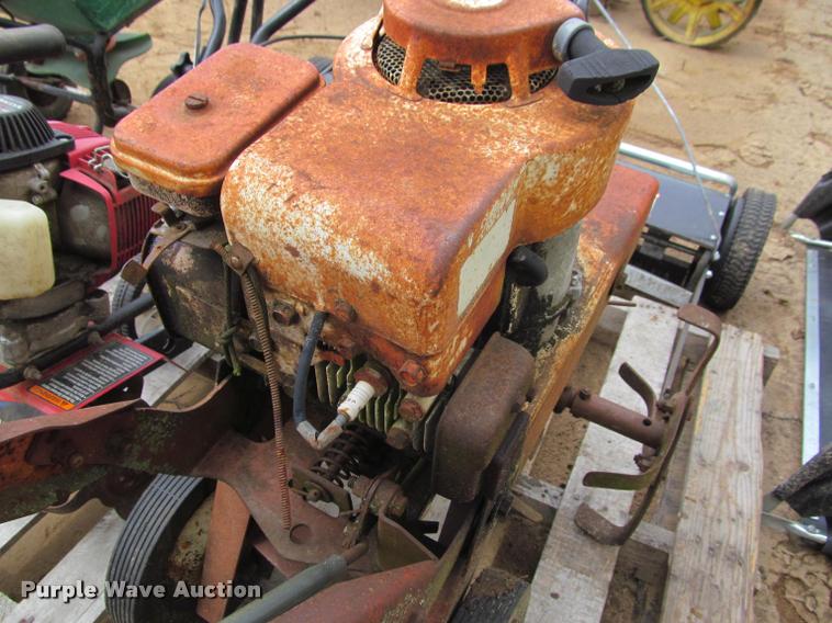 image for item K4862 Lawn and garden equipment