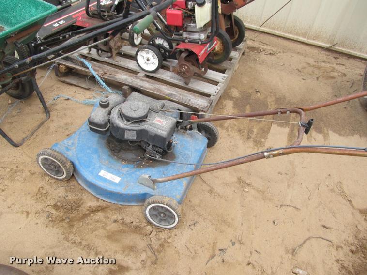 image for item K4862 Lawn and garden equipment