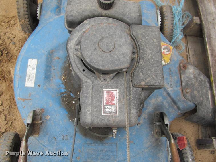 image for item K4862 Lawn and garden equipment