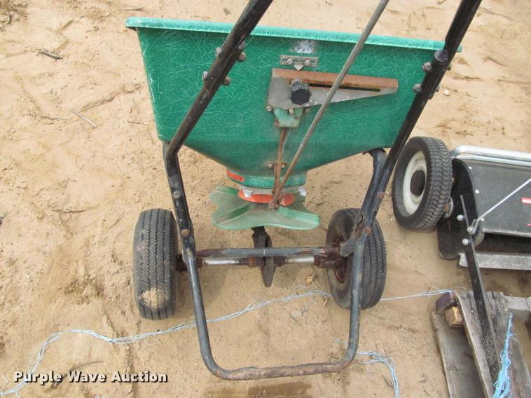 image for item K4862 Lawn and garden equipment