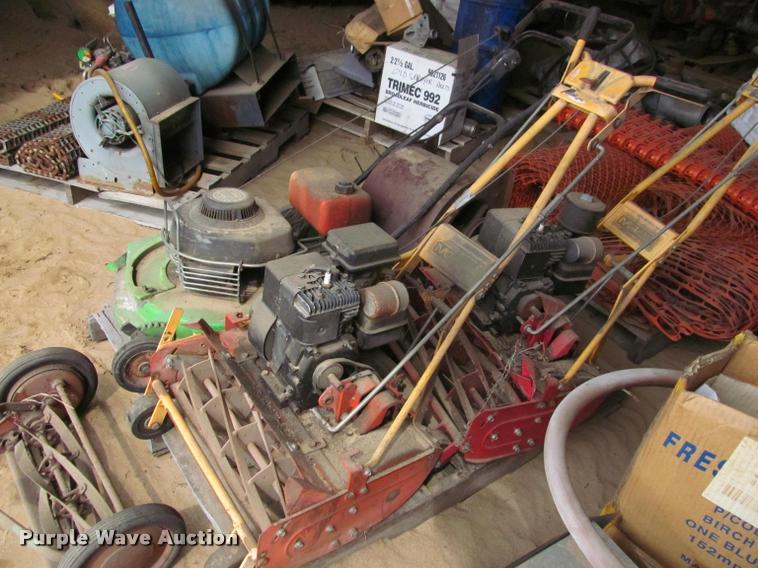 image for item K4862 Lawn and garden equipment