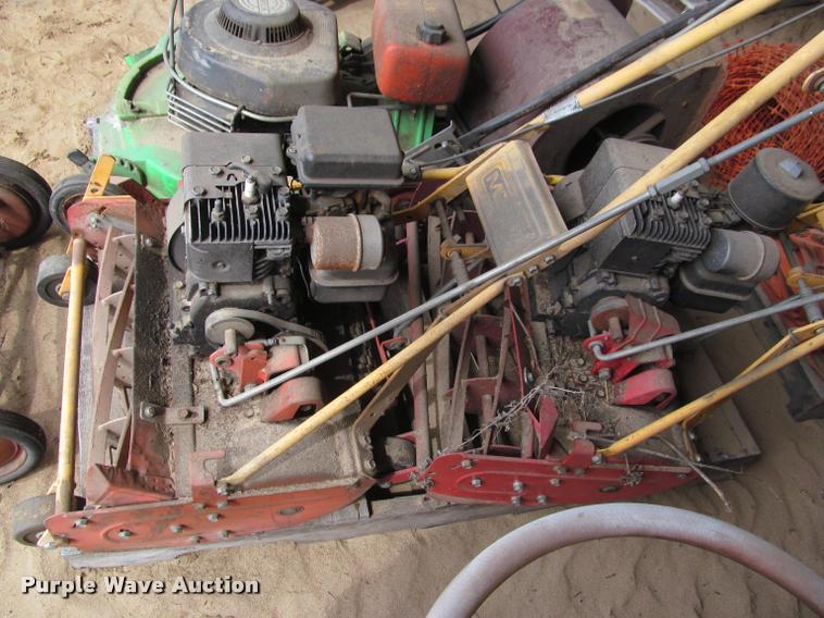 image for item K4862 Lawn and garden equipment