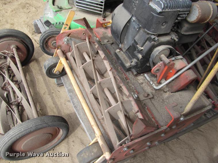 image for item K4862 Lawn and garden equipment