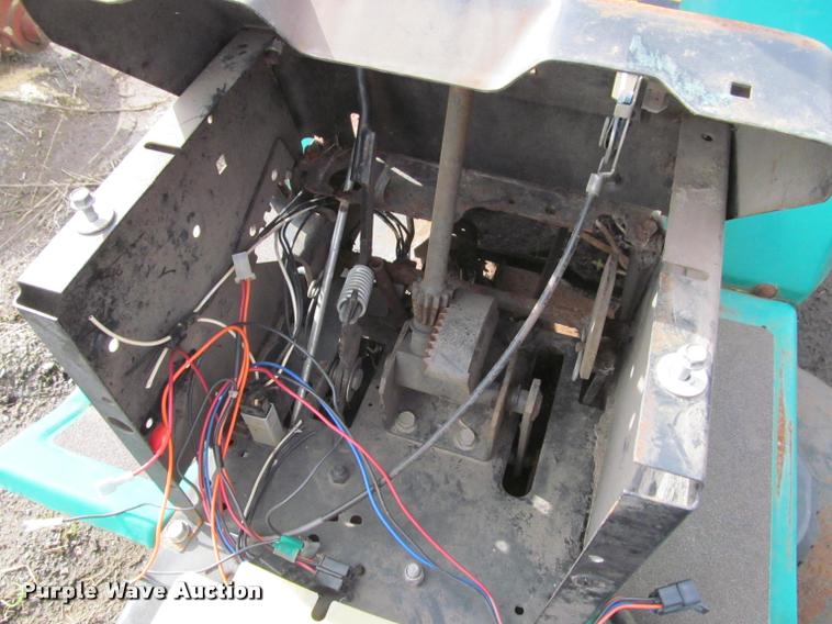 image for item K4875 (2) lawn mower