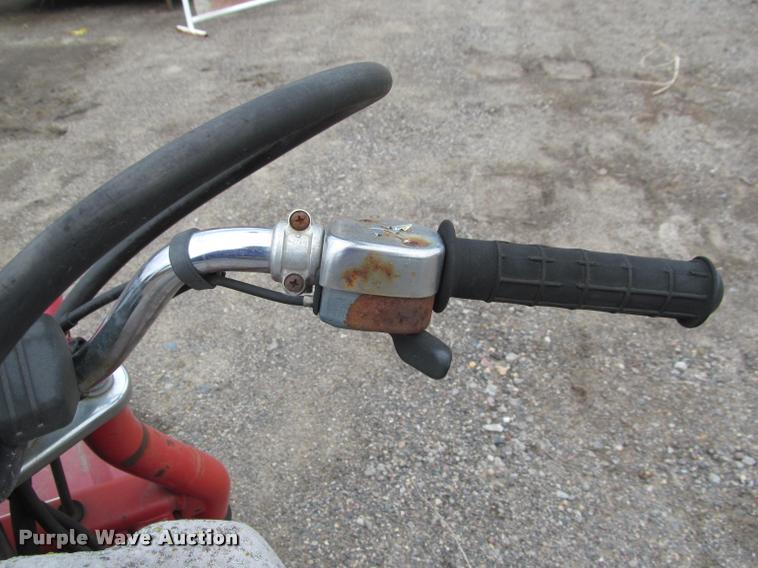 image for item K4884 1984 Honda ATC200 ATV