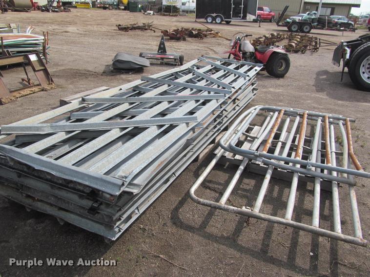 image for item K4892 Approximately 9 gates