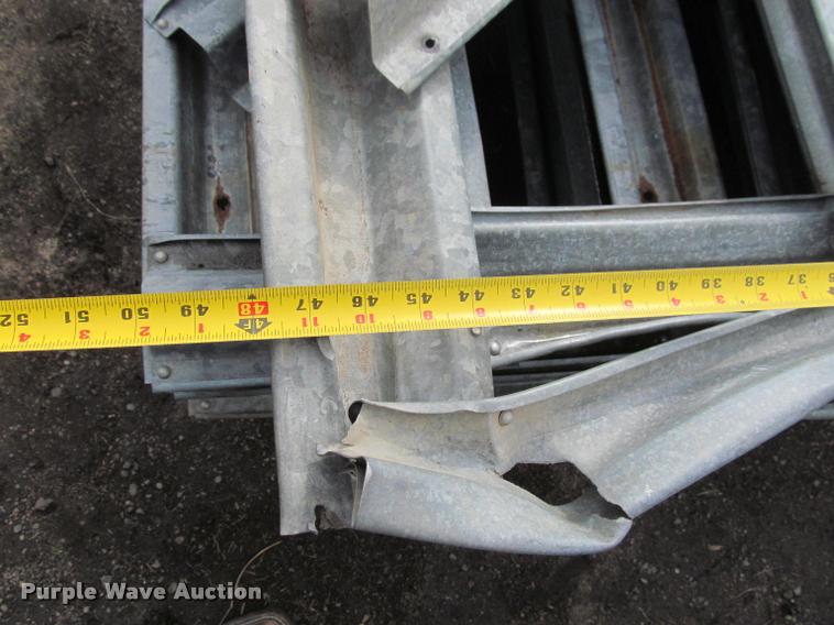 image for item K4892 Approximately 9 gates