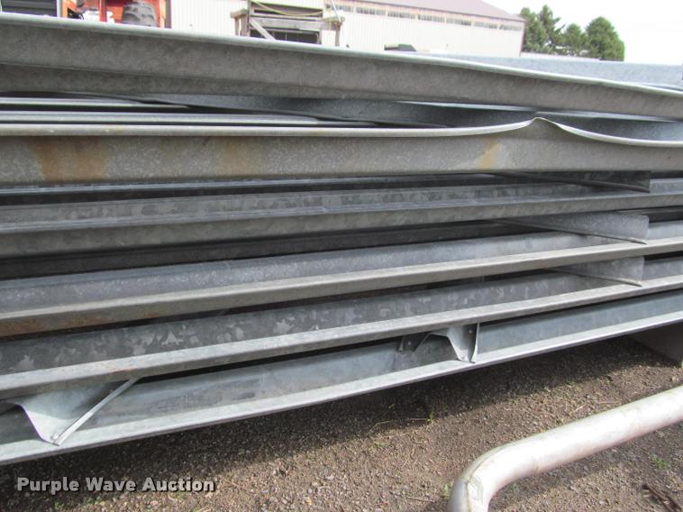 image for item K4892 Approximately 9 gates