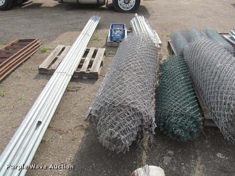 image for item K4896 Chainlink fencing