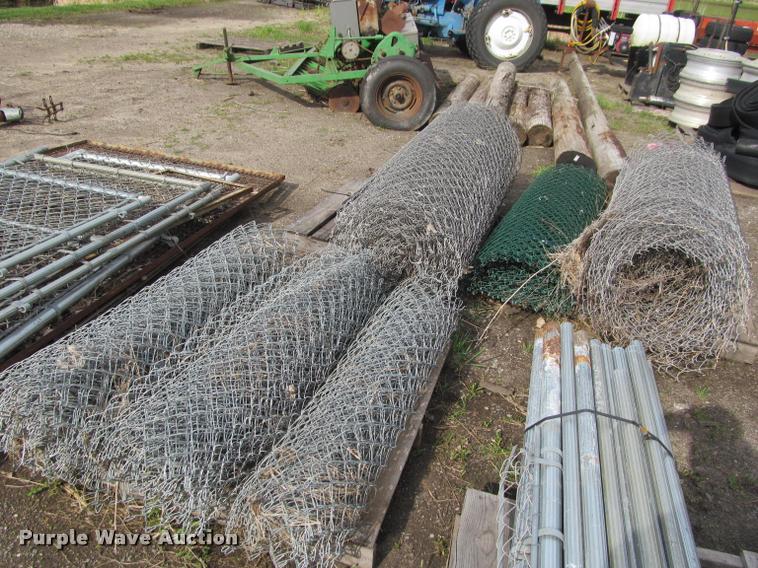 image for item K4896 Chainlink fencing