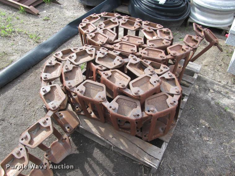 image for item K4897 Grouser steel skid steer tracks