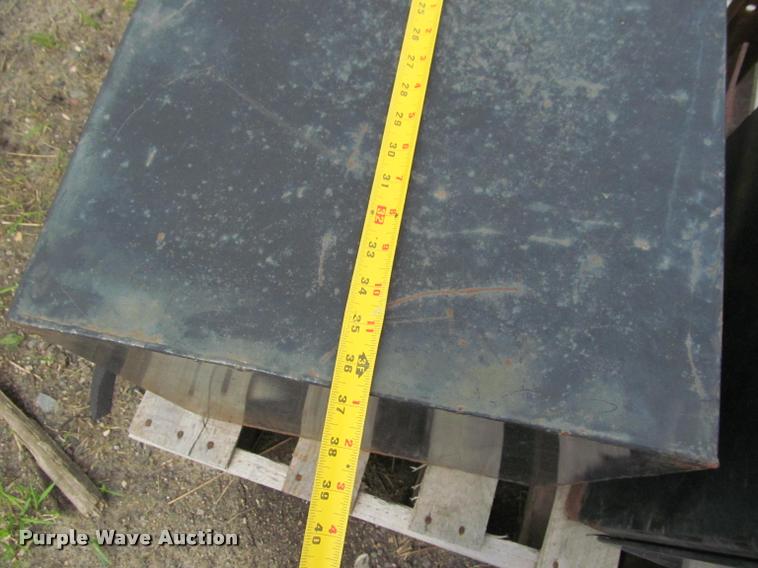 image for item K4903 (3) toolboxes