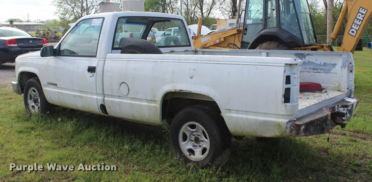 image for item K5802 1992 Chevrolet 2500 pickup truck
