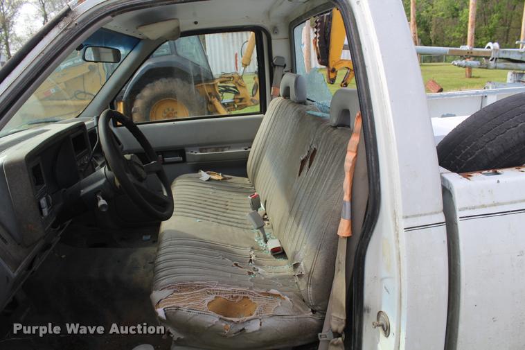 image for item K5802 1992 Chevrolet 2500 pickup truck