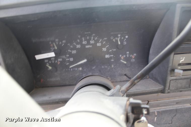 image for item K5802 1992 Chevrolet 2500 pickup truck