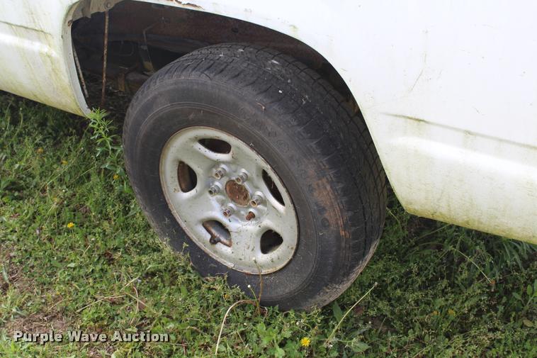 image for item K5802 1992 Chevrolet 2500 pickup truck