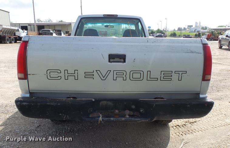 image for item K5804 1997 Chevrolet Cheyenne 2500 pickup truck