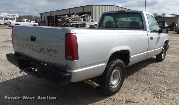 image for item K5804 1997 Chevrolet Cheyenne 2500 pickup truck