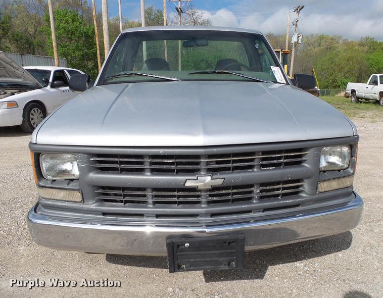 image for item K5804 1997 Chevrolet Cheyenne 2500 pickup truck