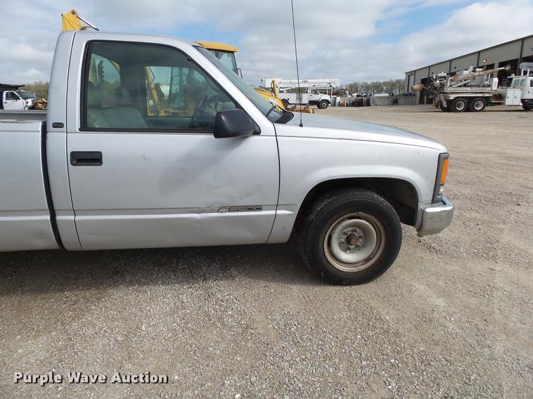 image for item K5804 1997 Chevrolet Cheyenne 2500 pickup truck