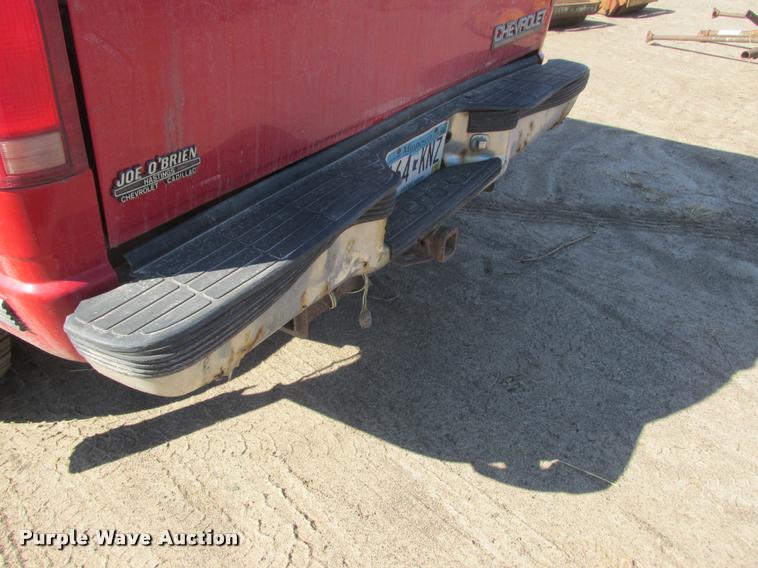 image for item K6128 1998 Chevrolet 1500 Ext. Cab pickup truck